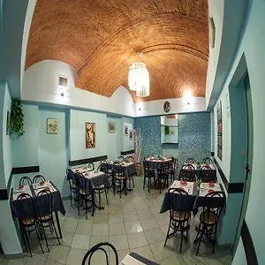 The Szálloda Milánó