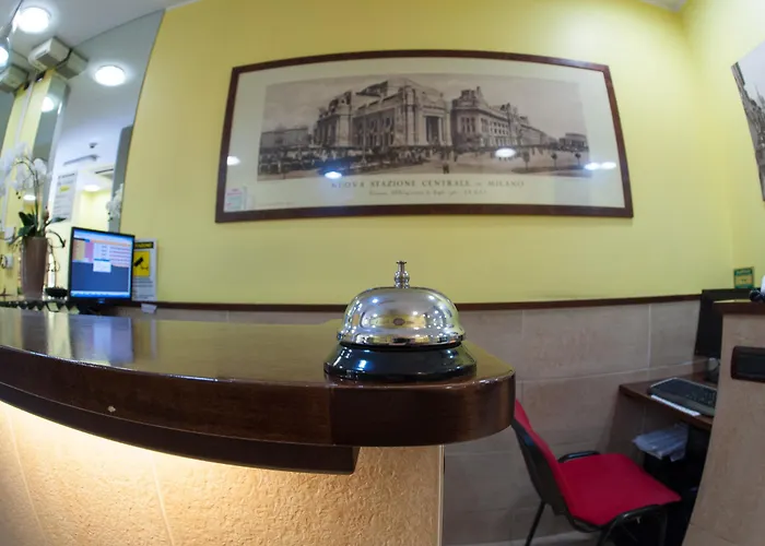 Szálloda The Milánó