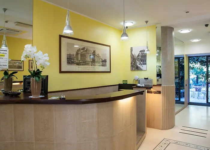 Hotel The 2*