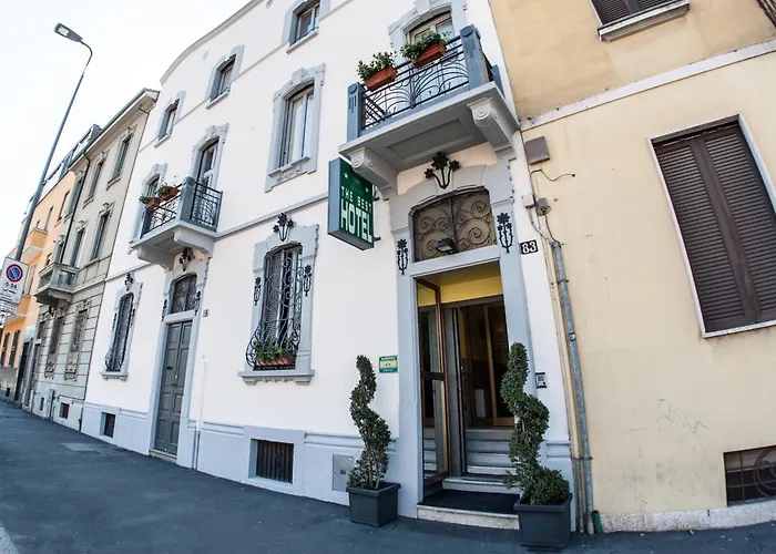 Hotel The 2*